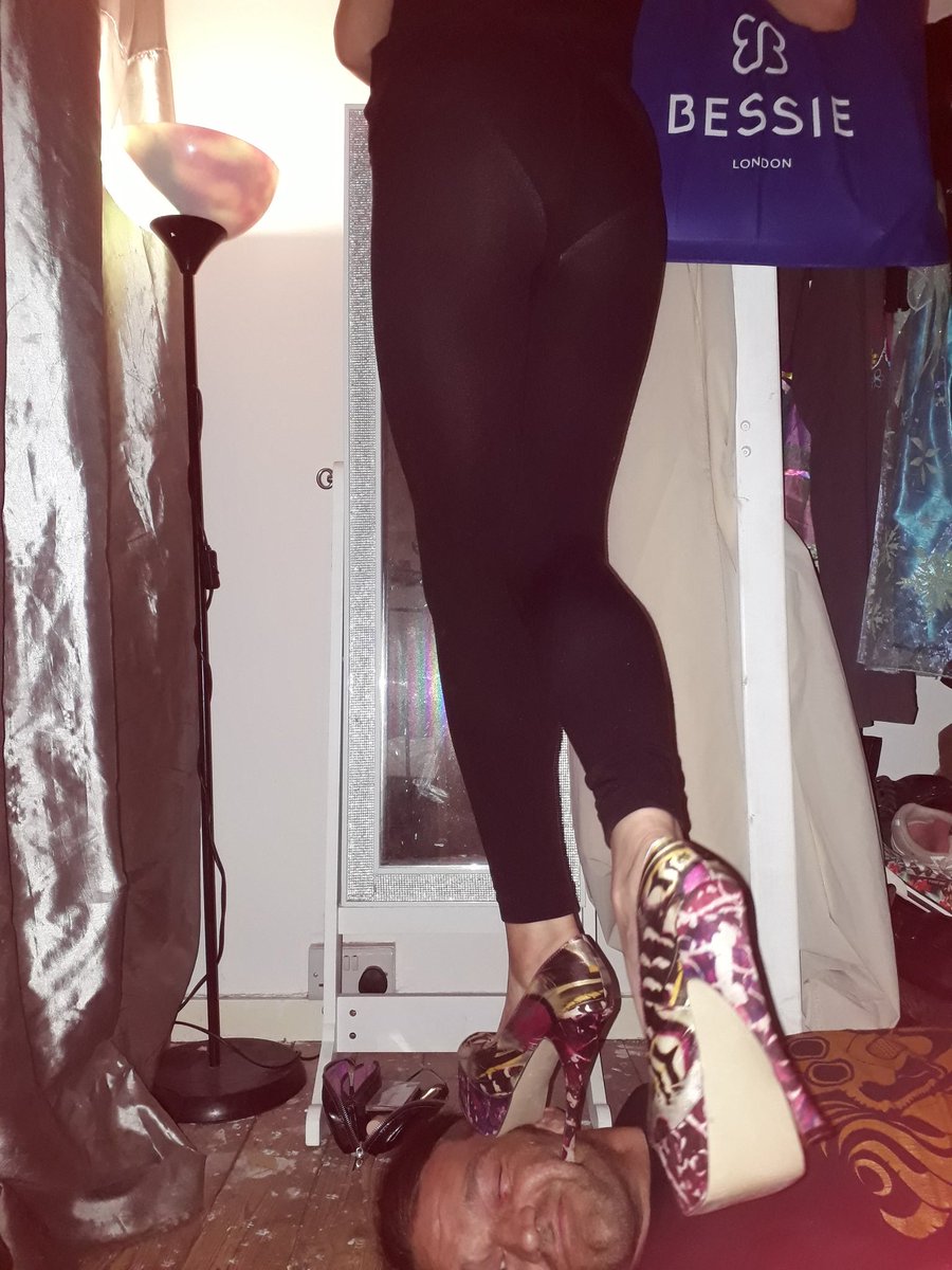 TrampleUk's tweet photo. ππ
Ίπππ
Ύπ
Όπ
Ώ updating daily from the end of this week remember to look.
https://t.co/tvXJAj3BHY
#ukstomp #trampledangel #ladyx #trampling #heeltrampling #fooffetish #bdsm #femdom #crush https://t.co/kfQjUQ0xE8