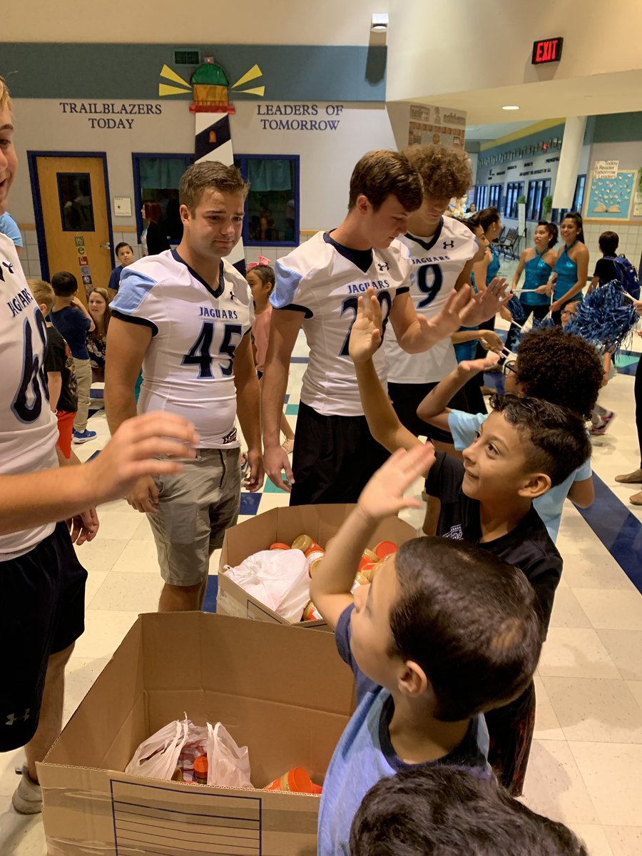 TinaMireles1's tweet photo. This morning Roan Forest collected 1,140 jars of peanut butter for the Peanut Butter Bowl! So proud of our leaders!! @NEISD @CTJohnsonHigh @jjnation @PB_Bowl @roanforestneisd @rfmaestra @TLIM @RootEdSA #RootEDRoanForest #RootEdJohnson #GoRoanForestGo #WeAllWin #EachOneBringOne https://t.co/WDIiHOcCLQ