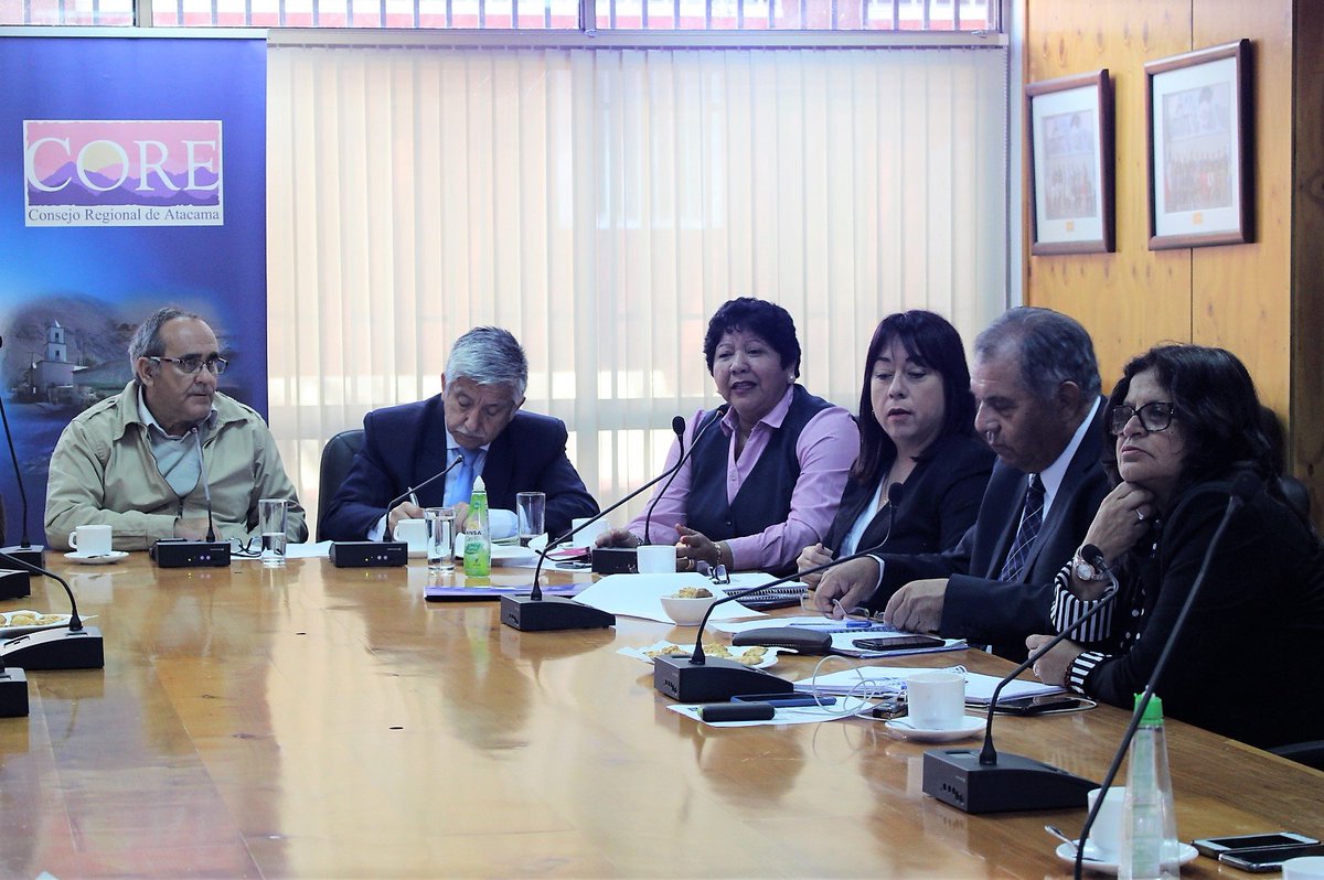 CORE_ATACAMA's tweet photo. Comisión de Inversiones del CORE Atacama, presidido por el Consejero Fernando Ghiglino, analiza Glosa 6% FNDR, modificación presupuestaria CCIRA y representante del Gobierno Regional para Directorio de Nueva Corporación Paleontológica. Participan CCIRA, Seremi Bienes Nacionales. https://t.co/0EgPyZU077