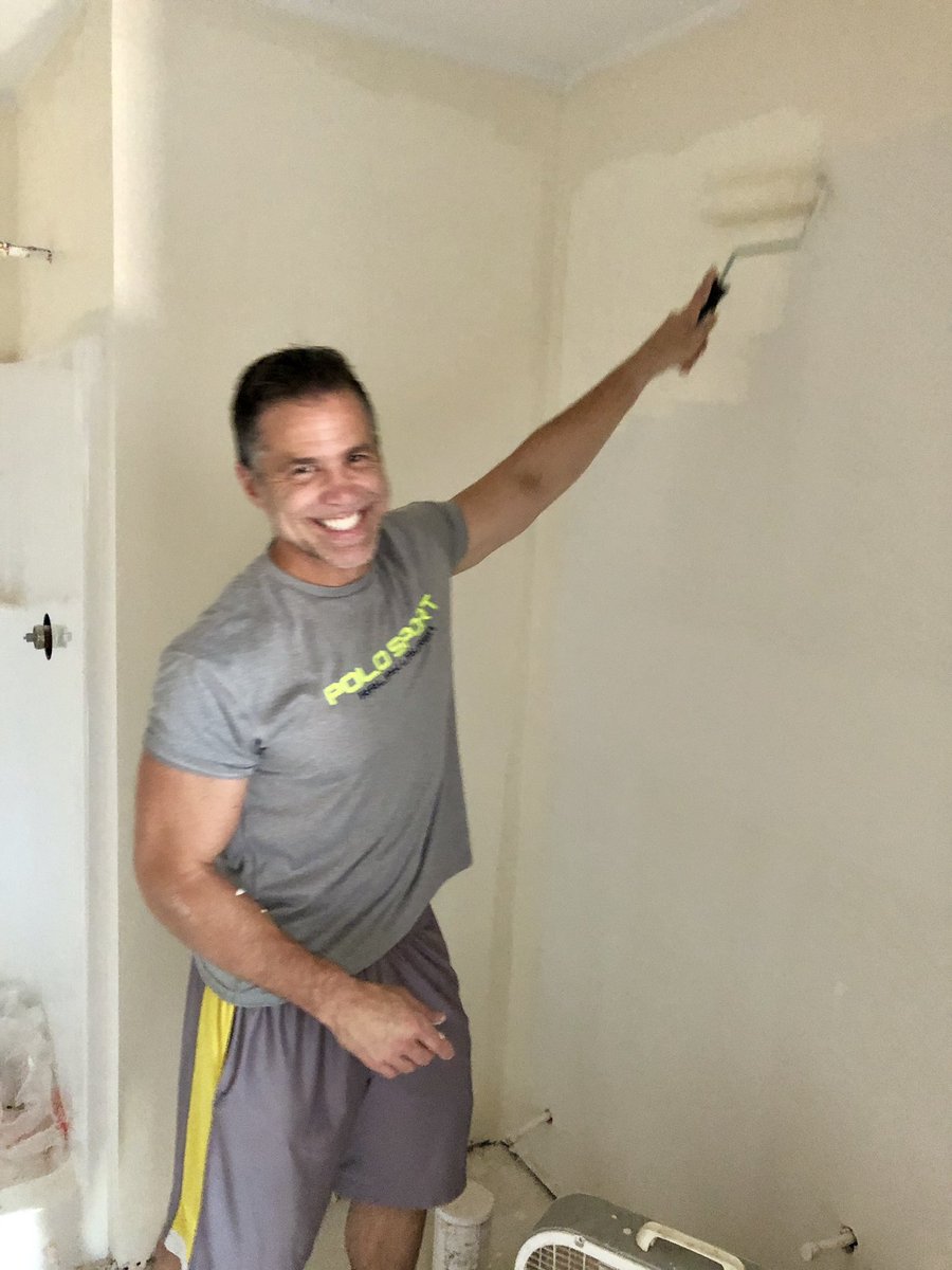 CheckTheLogs's tweet photo. We had a great day of giving back with Habitat for Humanity in Tulsa. Both Oklahoma and West Texas Select teams were represented - Thanks to all who participated! #selectsuccess @TheAnneChow @TRandallPorter https://t.co/Md20B6qUis