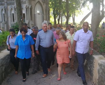DiazCanelB's tweet photo. En recorrido por diversos sitios restaurados y reanimados se aprecia la voluntad de ampliar las opciones de servicios al pueblo  con buen gusto, detalle y decencia #SomosCuba #SomosContinuidad https://t.co/VgE7ZubVDM