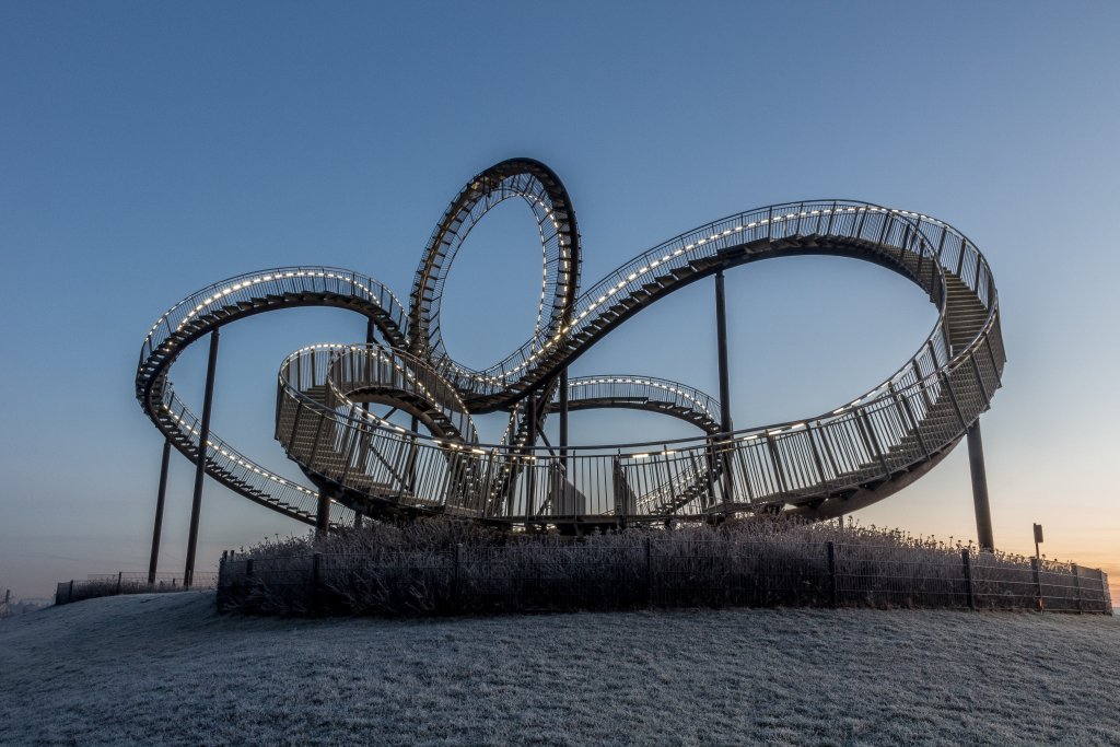 Roller Coaster or Merry-Go-Round? sobrietease.wordpress.com/2019/08/28/rol…