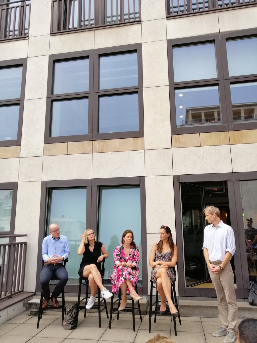 EoIpsoComms's tweet photo. Cities and companies need to work together to provide better consumer education - @SigridKrajewski on what needs to happen in new mobility #PoolsideChat #travel #communications https://t.co/8l88Uif2P1