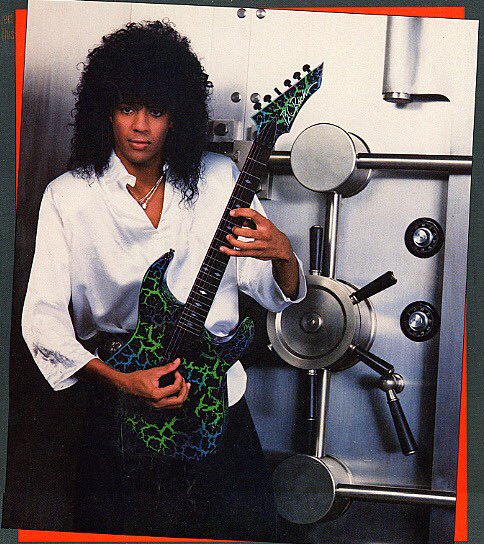 Happy Birthday  Tony MacAlpine
8 29                                               