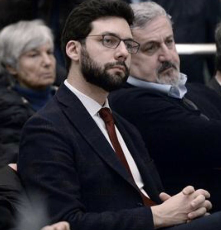 Barbara Carfagna على تويتر Ma Solo Io Guardo Il Capogruppo