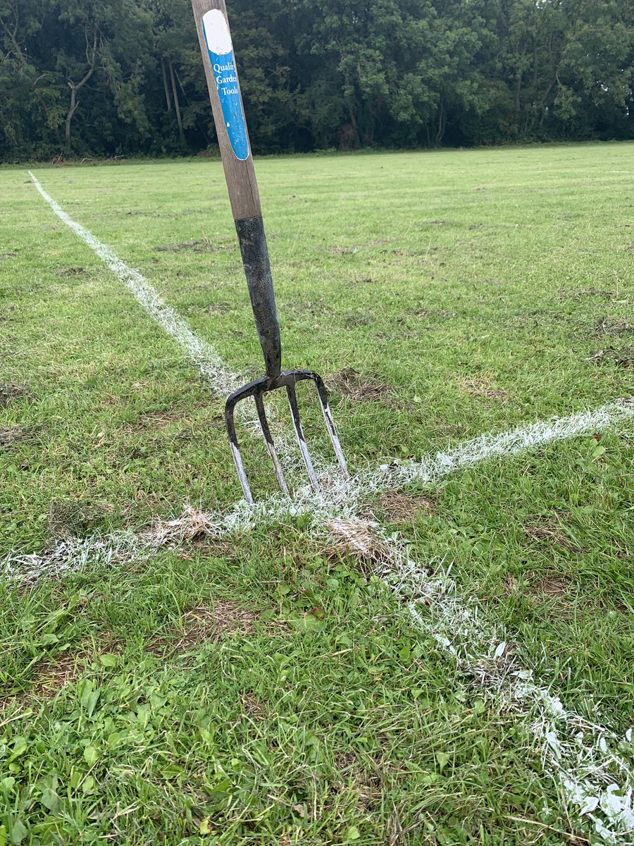 Preparations begin ahead of Sunday’s fixture with AFC Tempest. 10:30 kick off - Honeyholes lane. See you there 👋🏻 #Purples