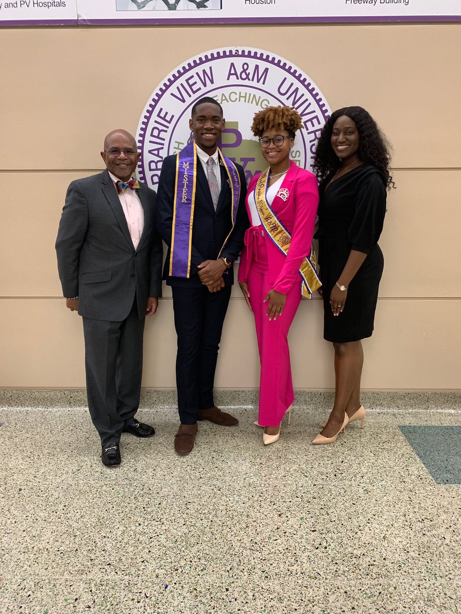 PVAMUSGA's tweet photo. Some of our Leaders visited the Nursing campus for the College of Nursing Convocation. #pvamu #WeGoLegend https://t.co/i00wqFqZcO