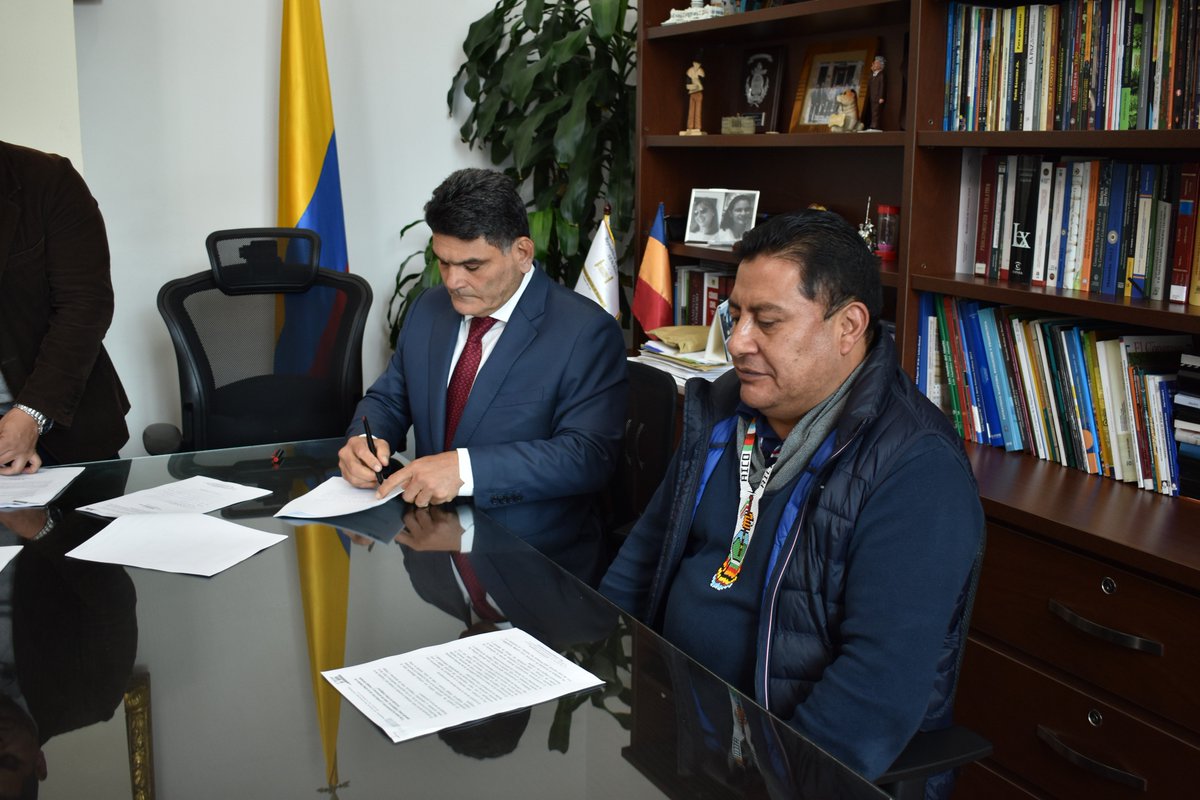 SecretaríaSenado 🇨🇴 tweet media