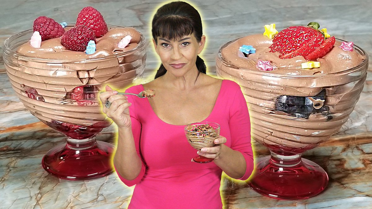 vivaskitchen's tweet photo. #YUMMY #CHOCOLATE #CREAM #dessert #recipe #Easy and #Deliciouse! #OnlyThreeIngredients. 
Watch full video here: https://t.co/rAh9kHKavz
Enjoy 🥰 and Subscribe 👍❤ https://t.co/vA6eh8w9Va