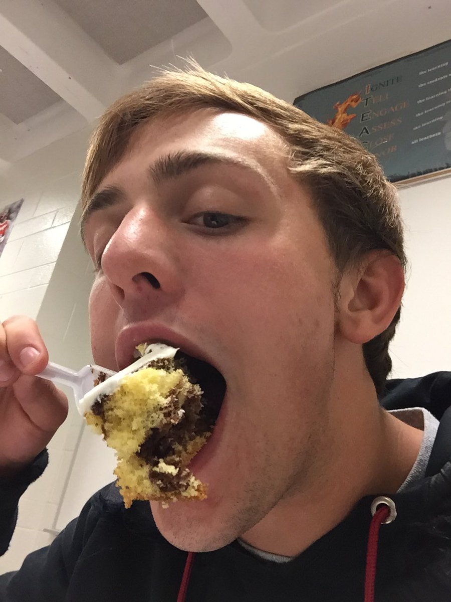brettloeding12's tweet photo. Highlight of my senior year, thank you @MrsLunkenheimer for giving me the privilege of cake day! https://t.co/j1XuxqxVpw