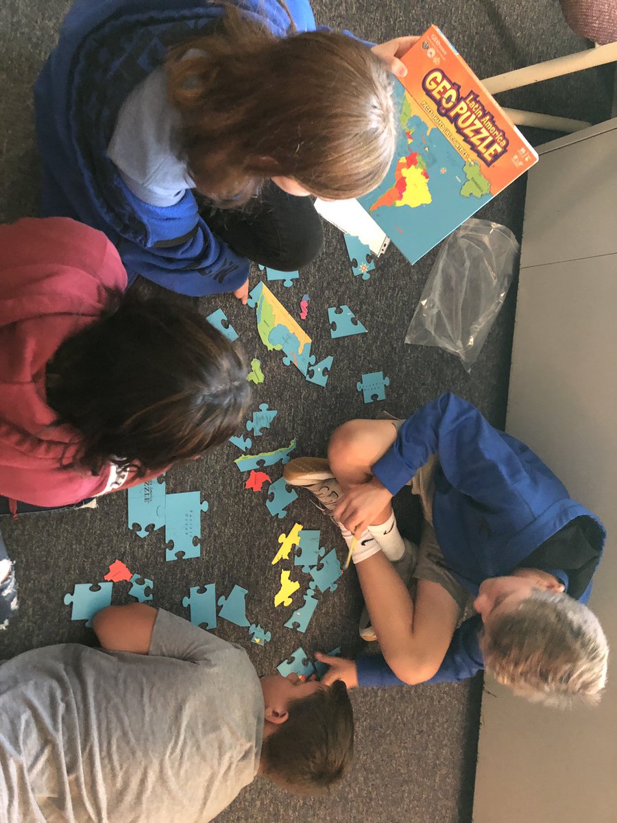 senorita_hanna's tweet image. Countries and capitals stations yesterday! #itsworthit #spanishteacher #engagedclass