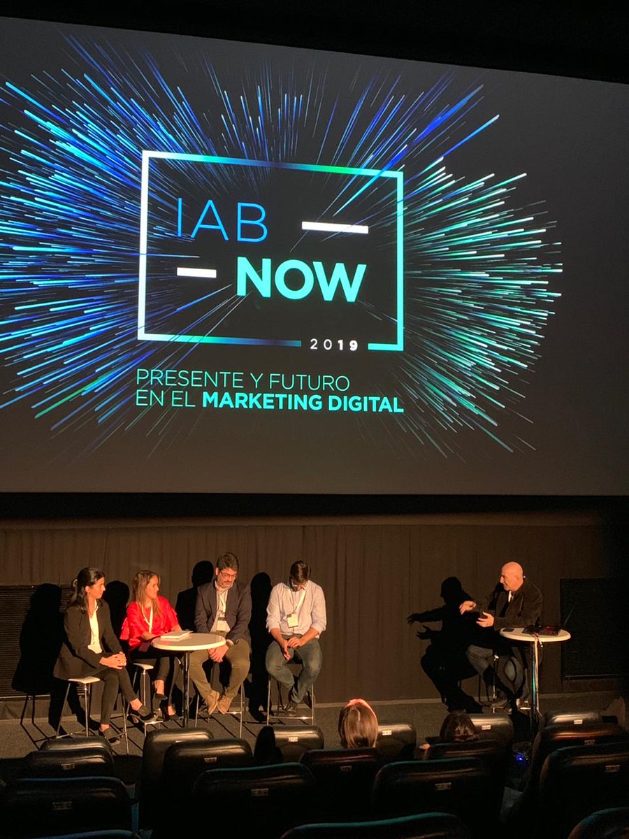 mhazan's tweet photo. Un lujo haber compartido panel sobre #Vinos e-commerce y marketing digital con @hidalgovinos @JArtemisi #ManuBenegasLynch y #AlejandraRodriguezDenis en el #IABNow2019 https://t.co/KhKSDJQWTt