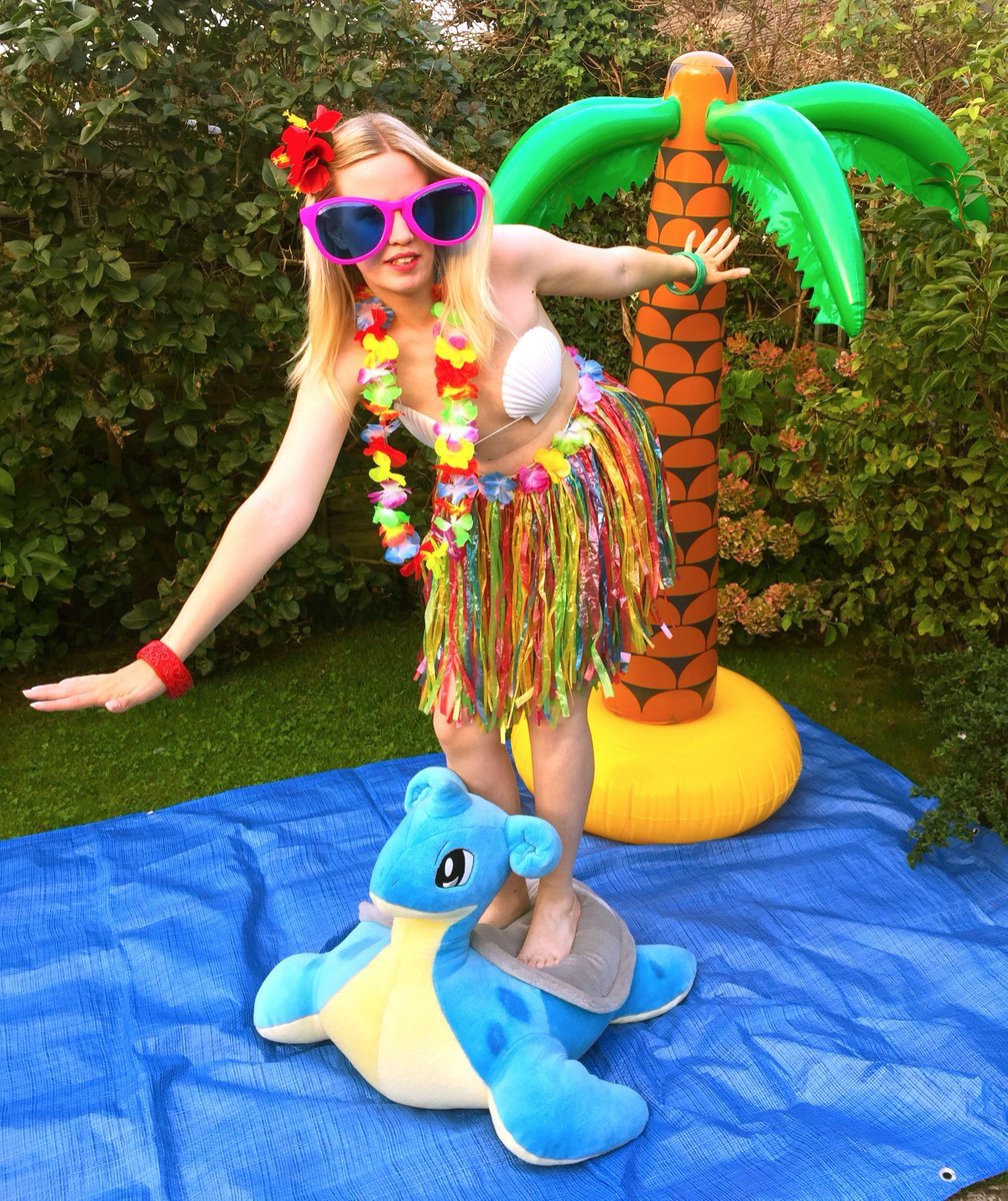 Lunabellarose_'s tweet image. I would love to be surfing off on a TUI holiday! ☀️🏖 #TUITalks