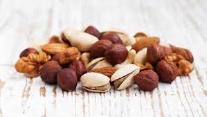 heartjamaica's tweet photo. Here’s a few tips to keep in mind when you want to have nuts:
Eat a handful of nuts to prevent hunger
Add nuts to meals to add variety
#AreWeDrinkingOurselvesSick #DrinkWaterInstead #LessSugarMoreLife #HFJ #sugarydrinkstax#tax4health https://t.co/mTdYD0t4xy