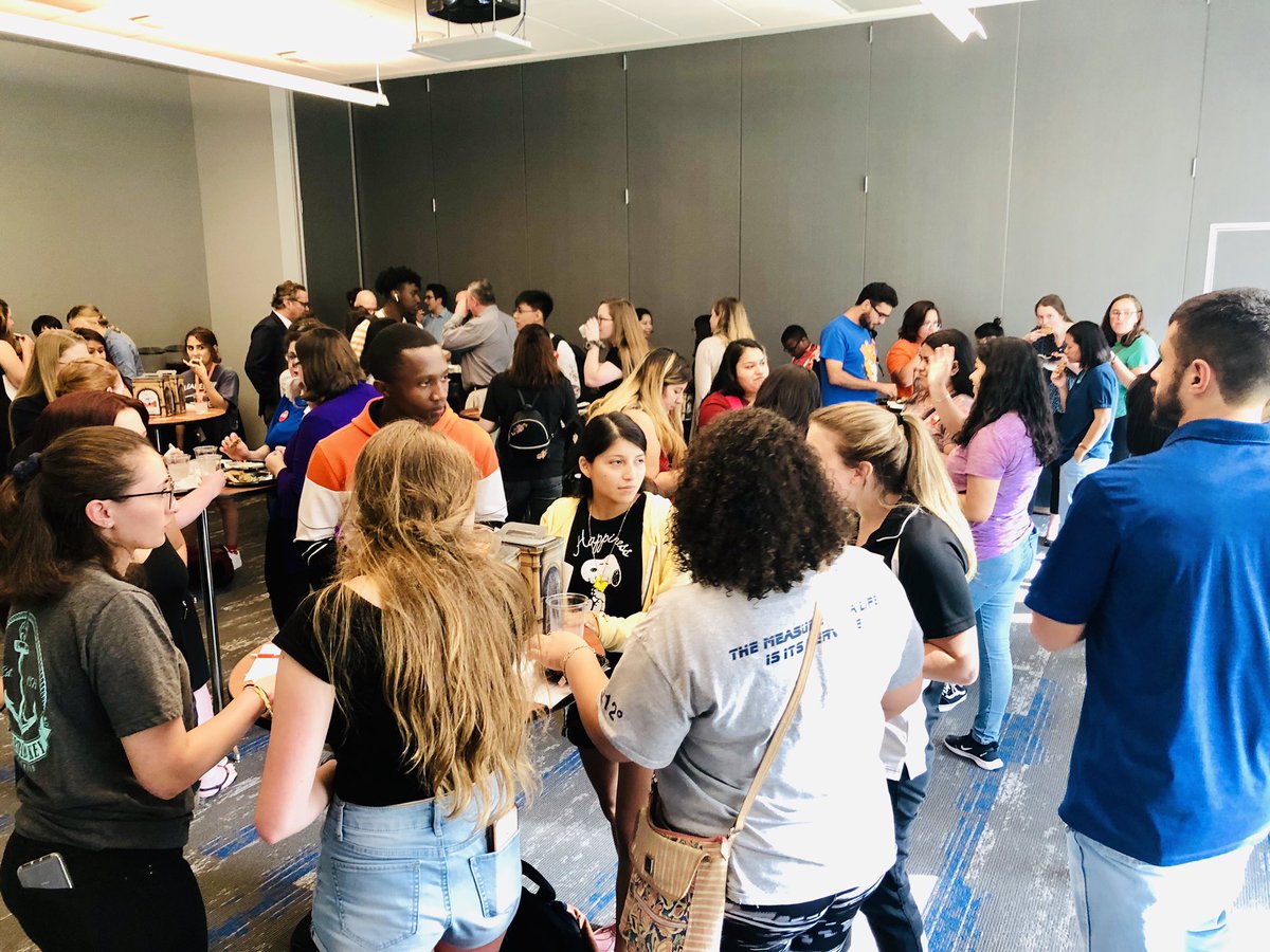 shsucailife's tweet image. Wow! What a great 1st #SHSUFirstGen Mixer this evening!! With #SHSU having approximately 55% of its students being first generation, it is so important to engage, involve and connect with those students, fac/staff &amp;amp; alumni! Thank you to all the #Bearkats who attended! 😊