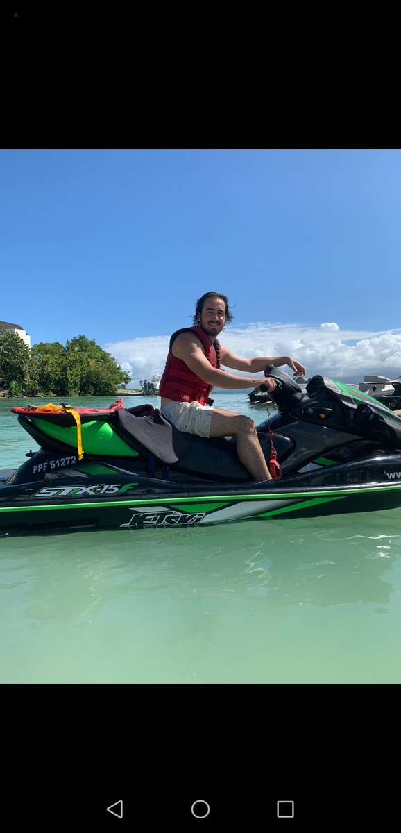 Takositude92's tweet photo. La Guadeloupe ça me manque déjà https://t.co/s5LAfaRp0a