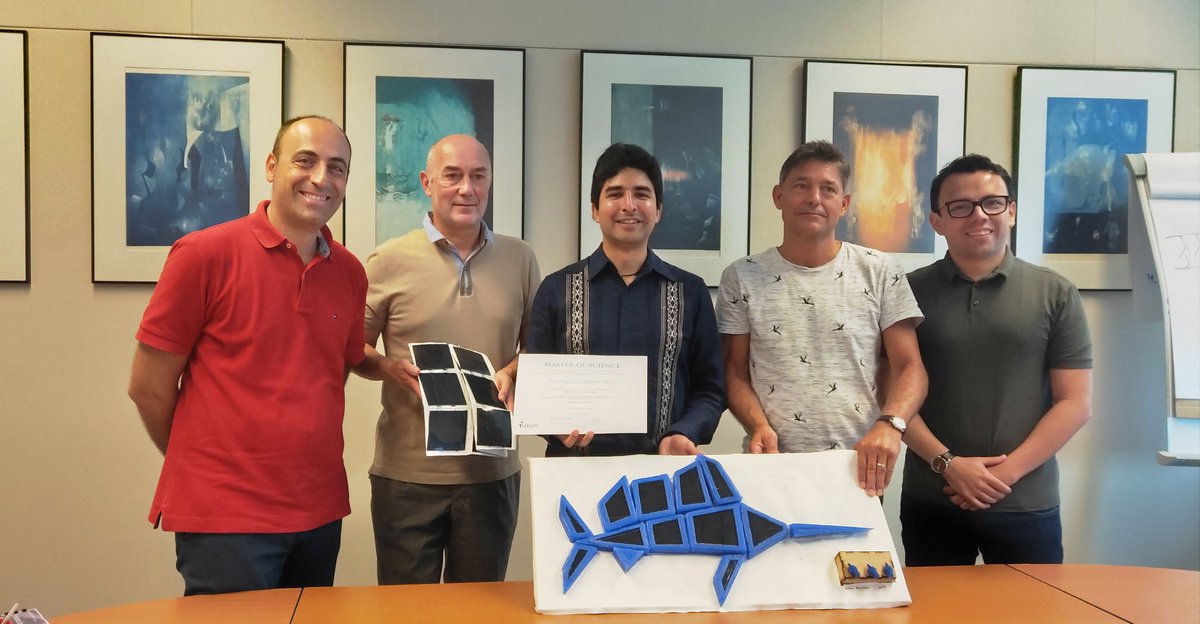 Not one, but two Product-Integrated PV prototypes demonstrated by our Arturo Martinez Lopez. Congratulations for your MSc degree and the developed innovations!