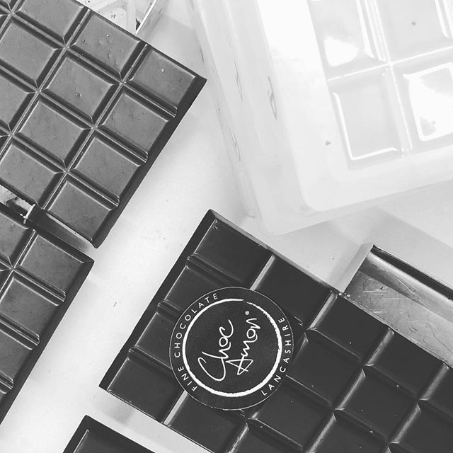ChocAmorUK's tweet photo. Bar of the month is made and will be out on Sunday 1st at 10am. Remember limited to 24 bars and then it’s gone.
#limitededition
#chocolatebar
#veganfriendly
#chocolate
#fiendishlygood
#flavourobsessed August 28, 2019 at 07:51PM https://t.co/hiEY7vTOFg