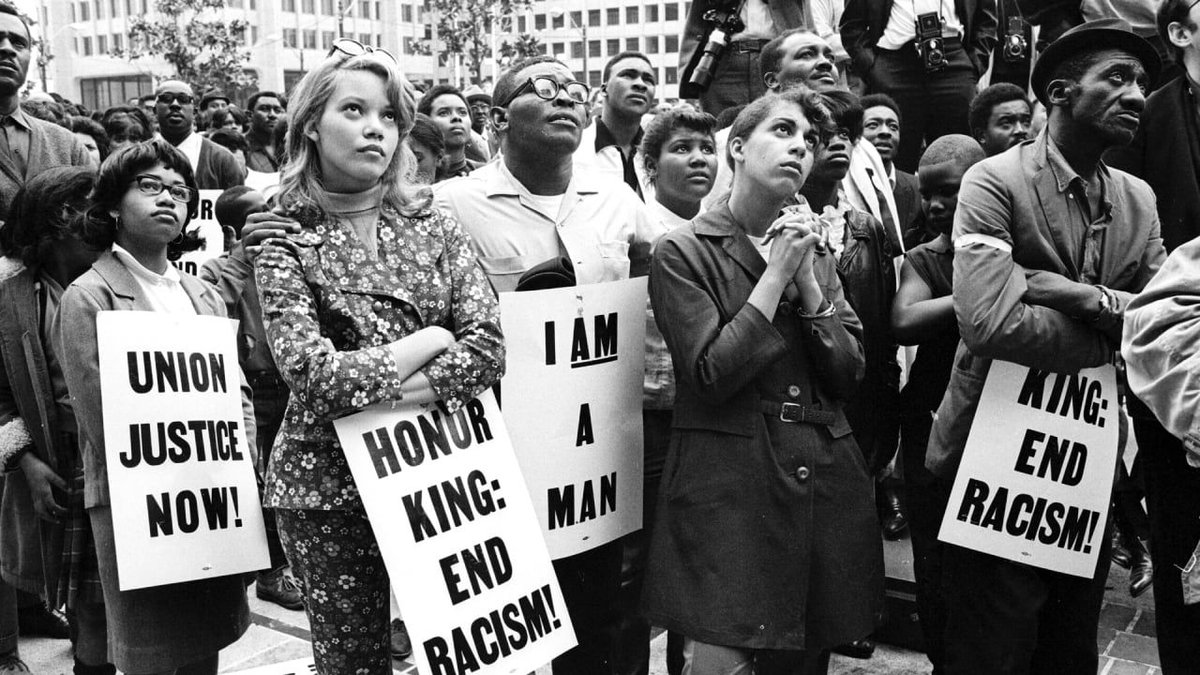 Dovetail_X's tweet photo. We're a big believer in projects that can teach us something, that's why we're big fans of #VocalType. Typeface foundry Vocal Type honors the contributions of black Americans like Martin Luther King Jr., Bayard Rustin, and W.E.B. Du Bois. https://t.co/XnjTsLLXsN https://t.co/5aMnqkccKL