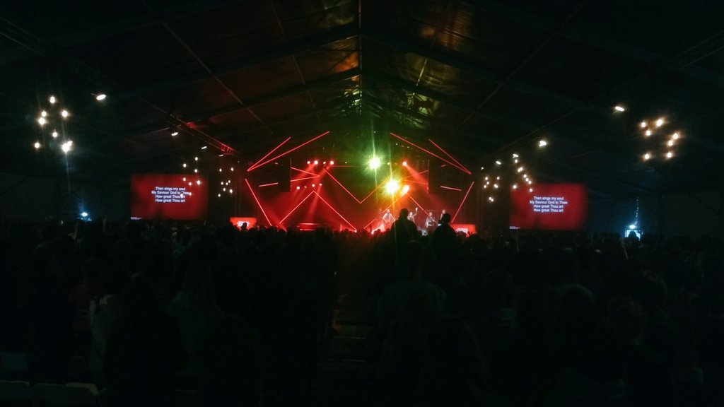 HardingBenedict's tweet image. Wonderful first full day @UCCF #Forum19 seeing Students, Staff and Relay Workers getting excited for the year ahead. Grateful for @NivLobo and his reminder that in Christ the dawn is breaking.