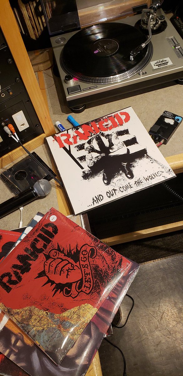 MarisaMagnatta's tweet photo. #RANCID on vinyl.
@PierreRobert933's #vinylcut https://t.co/je8a0DK0pQ