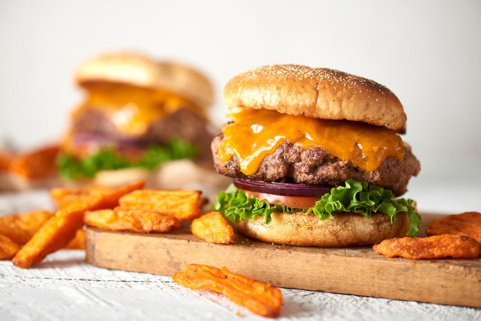 Andrews_Moving's tweet photo. Enjoy this Labor day with your friends and family with the time off and some great food. Here are 15 recipes you can make for your labor day cookout.
#labordayfun #laborday #labordayeats
https://t.co/A9EPwyq6xY https://t.co/kQyuXD2FZt