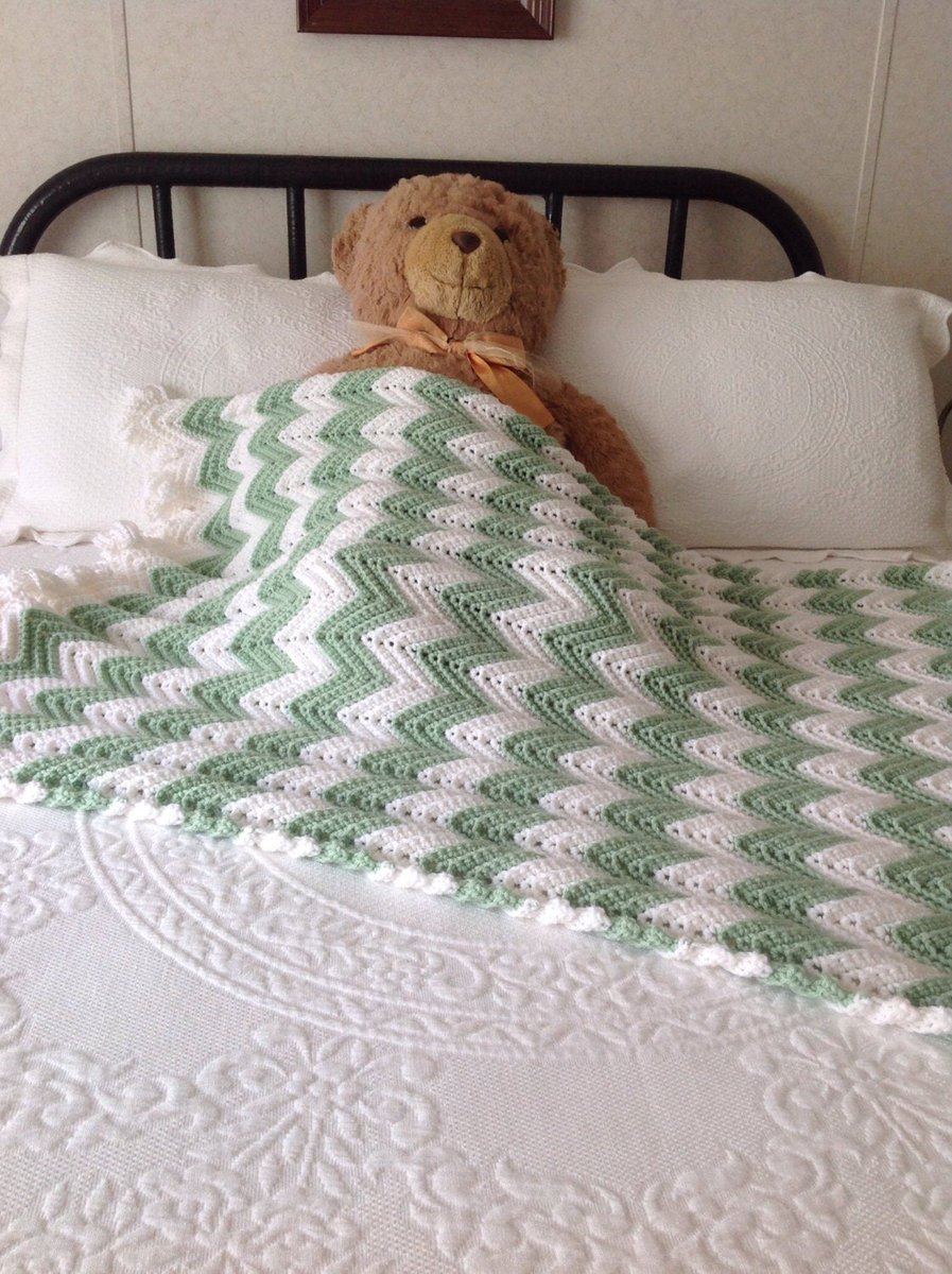 Yarn Queens On Twitter Hand Crocheted Baby Blanket Afghan Green White Throw Laprobe Lapghan Baby Shower Gift Nursery Decor Free Shipping Made In Usa Https T Co Rhqsrfbd6q Etsy Yarnqueens Handcrochet Https T Co Sduppdy5o6