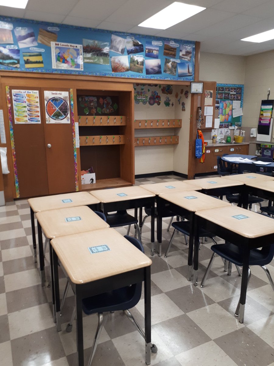 MrsTartesClass2's tweet photo. It's been a productive 8 days and ready for a new year! Can't wait to see everyone and look forward to meeting all our new @GlenwoodGriffins! #grade3 #back2school #relective #caring #risktaker @mrsawender @mr_dinham @mrmarentette https://t.co/5xwntYt8XA