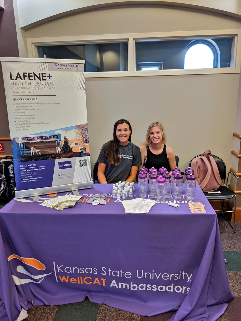 KStateArtSci's tweet photo. Stop by Calvin 301 between now and 4 p.m. to learn more about being a pre-health student at K-State! We have Willie, health advisors, Lafene, some great giveaways, and a raffle to win some awesome prizes. Oh, and lots of FREE FOOD!!!! https://t.co/utrplechZB