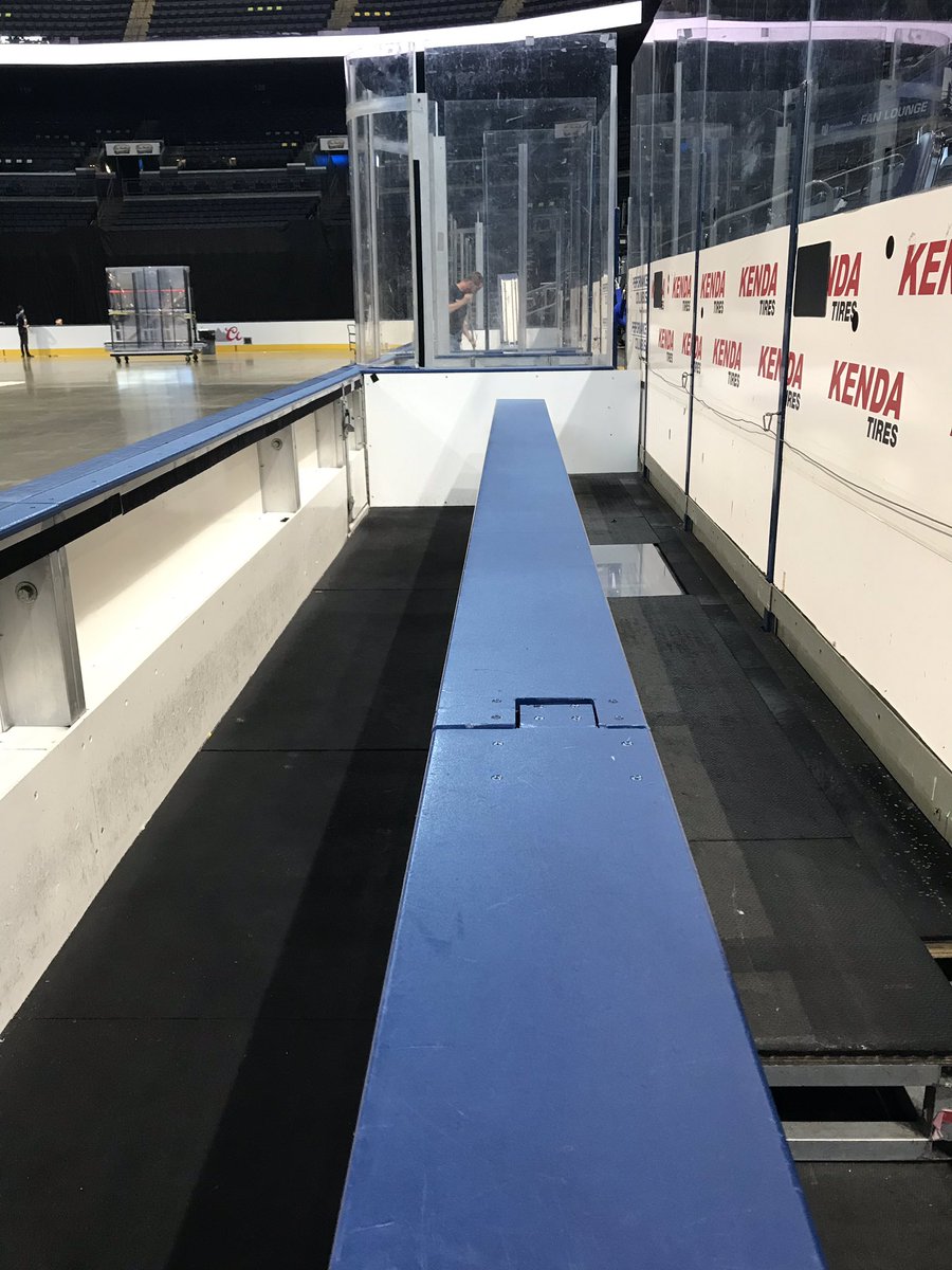 JacketsInsider's tweet photo. It’s starting to look a lot like hockey in Nationwide Arena #CBJ https://t.co/NwaYkDjvhq