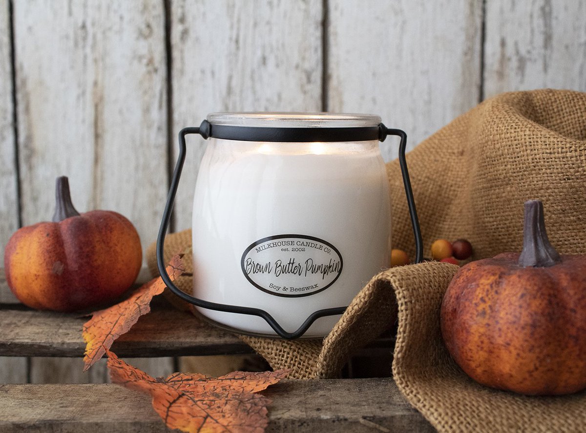 Fall is just around the corner! Who is excited for the aromas of Brown Butter Pumpkin to fill the air?!? 🍂