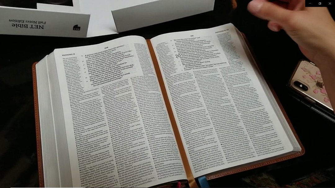 BibleBuyingGuid's tweet image. Thomas Nelson Bible Previews at CPE biblebuyingguide.com/thomas-nelson-… @ThomasNelson #NETBible #PremierCollection #BibleNews #CPE2019