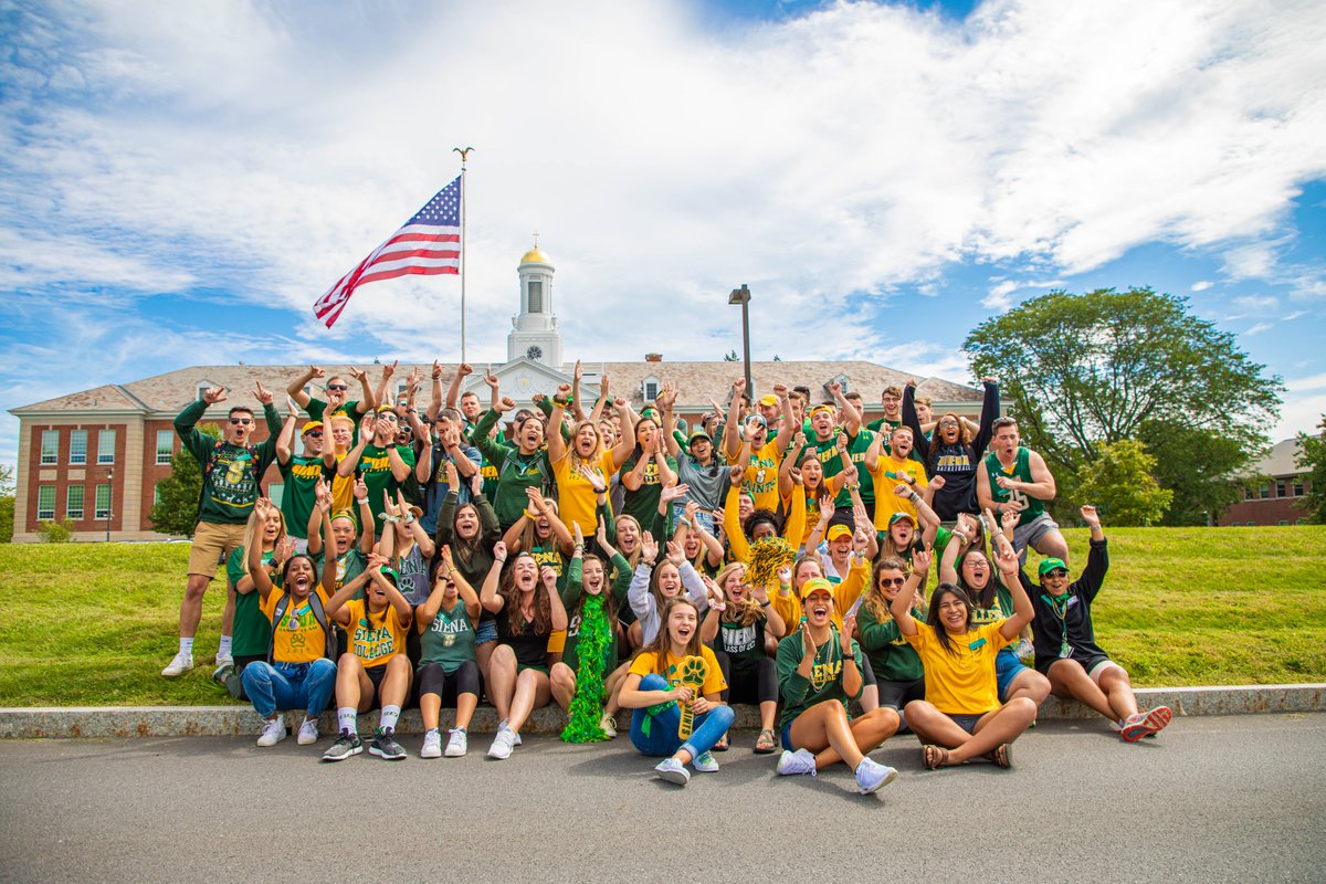 siena_ny's tweet photo. Hey, Class of 2023! We're so excited to see you tomorrow! #MoveInDay https://t.co/iPcuPiSpW4