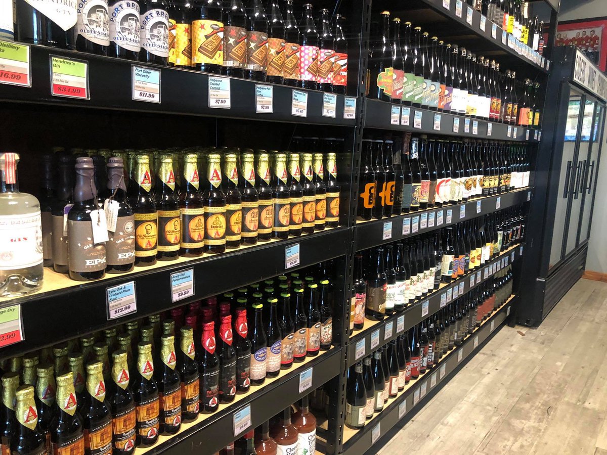 Oscars Grand Cellar Jurf, Ajman (+971 6 748 8022)