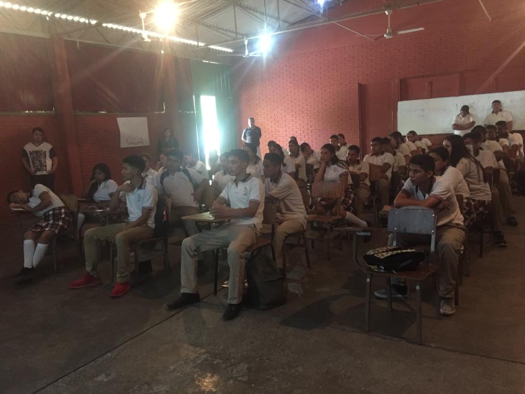 JS05COAH's tweet photo. #Platica en Escuela EMSaD Raúl Tood 
Estrada del municipio de Oacmpo,Coah. @CoahuilaSS https://t.co/xsSvYrCcpg