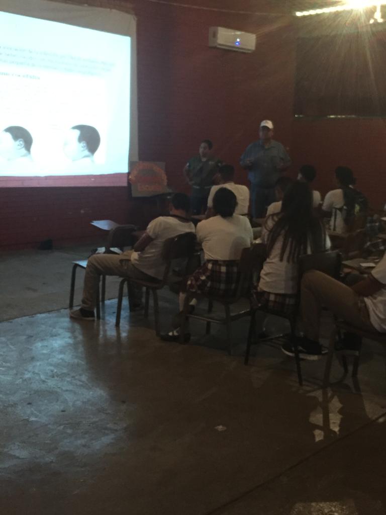 JS05COAH's tweet photo. #Platica en Escuela EMSaD Raúl Tood 
Estrada del municipio de Oacmpo,Coah. @CoahuilaSS https://t.co/xsSvYrCcpg