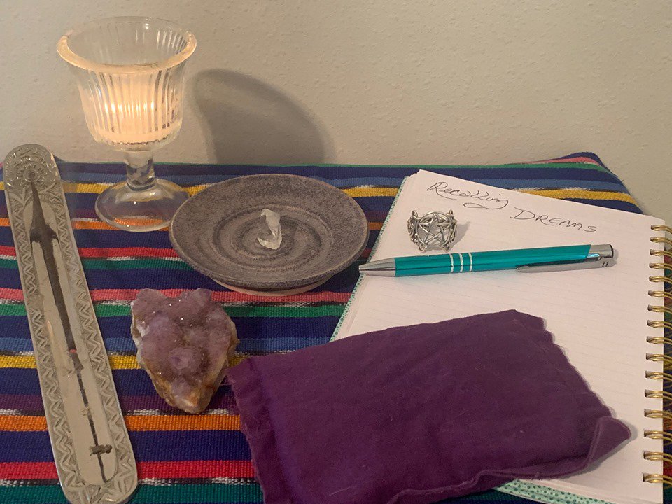 CircleSanctuary's tweet photo. Do you remember your #dreams? Join us on the #DiviningDreams podcast with Selena Fox tonight, Wednesday, August 28 at 7 pm central time to learn how to improve your #dream recall.
https://t.co/QFqqoYh9CD
#CSNPodcasts #Dreamwork #DreamRecall https://t.co/bDxoeFqo7W