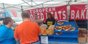 Our #weston #farmersmarket is open every Sat from 7.00 a.m. to 2.00 p.m. at the parking lot, Weston Baptist Church, 1871 Weston Rd, south of Lawrence. Join us excellent #produce #pies #pastries #curedmeats #samosas #honey #syrup #artisans #eggs and much more.