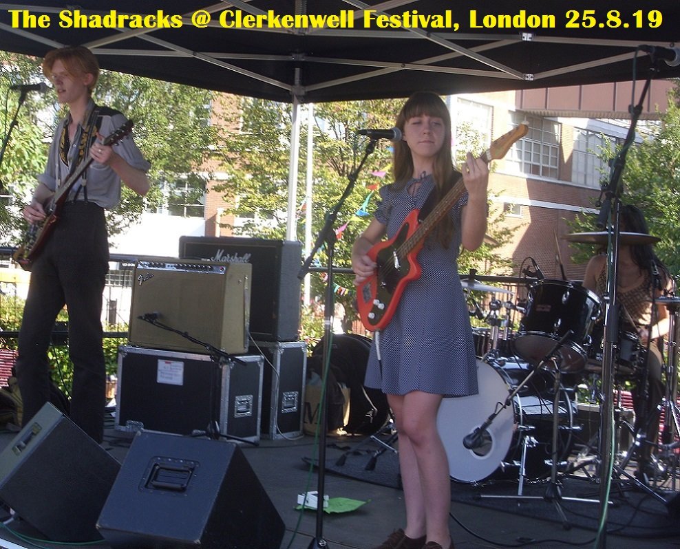 An epic day of bands at #Clerkenwell #festival in #London last Saturday. #Youngknives #SpaFieldsPark #livemusic #concert #bands <a href="/youngknives/">¥[]U|\|G K|\|!v€$</a> #DaemonikFonce #Shadracks <a href="/clerkenwell101/">@Clerkenwell101</a> Look Forward To 2020 🎸

youtube.com/watch?v=85vb4K…
youtube.com/watch?v=1J1Syz…
youtube.com/watch?v=7f00YI…
