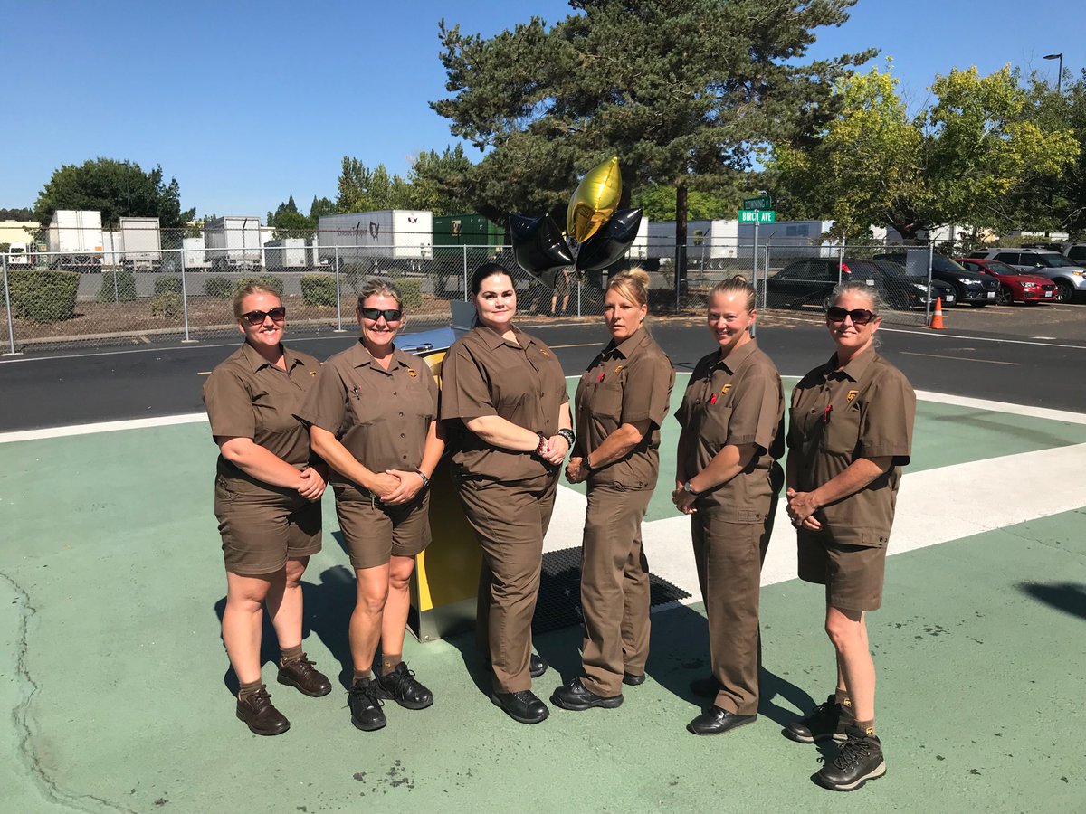 Introducing the 1st ever all female training team at Portland Integrad. From L to R: Mayme, Tamara, Amanda, Kim, Melissa, and Nicole. Congratulations ladies. #weareallin ⁦<a href="/Ricups/">Rick Winters</a>⁩ ⁦<a href="/JDinBoston/">John Doyle</a>⁩ ⁦<a href="/sfo1ttc/">Tristan Christensen</a>⁩ ⁦<a href="/jrindafernshaw/">Fern Shaw</a>⁩