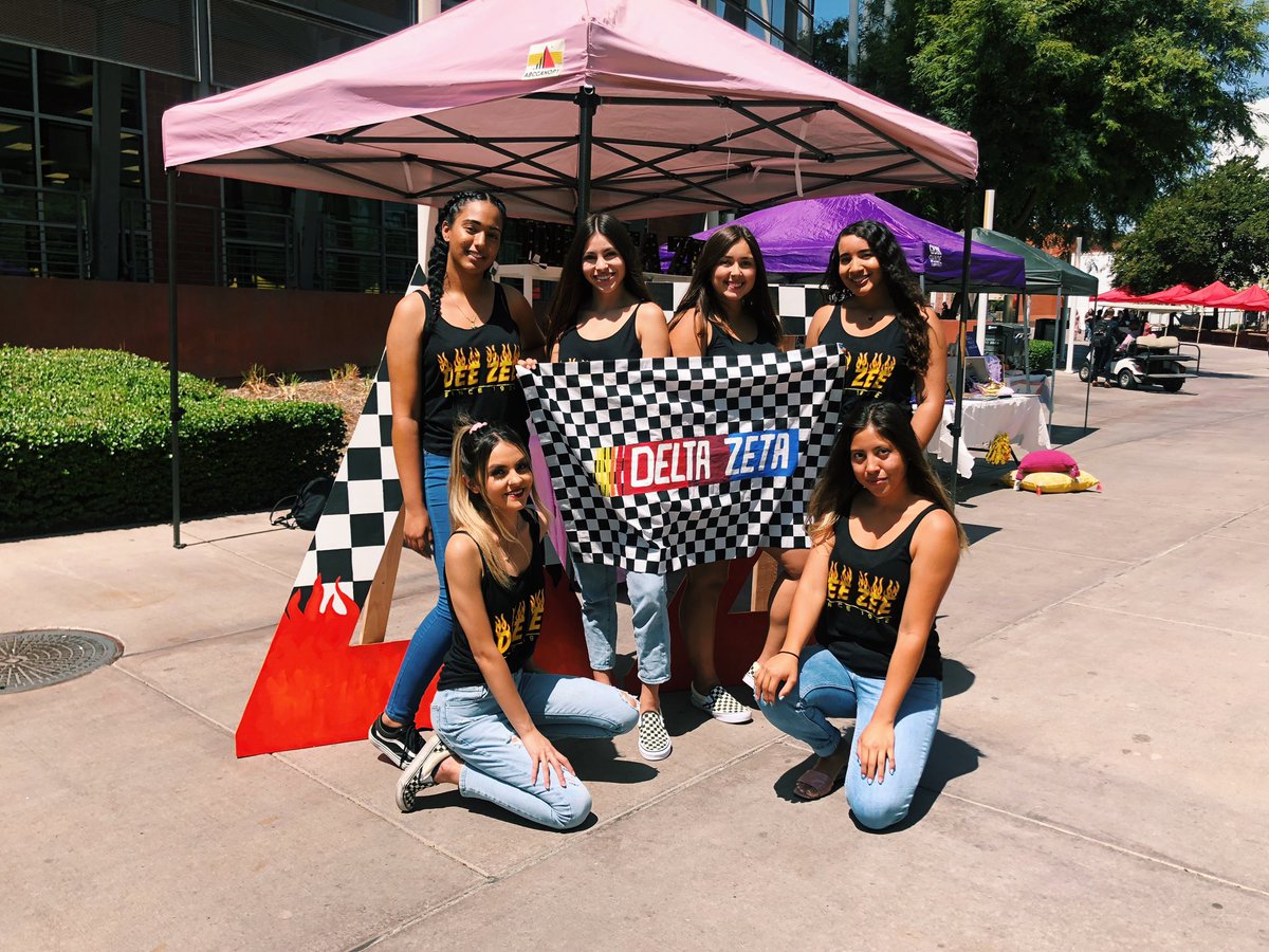 csulapanhel's tweet photo. Come visit us by the main walkway until 4! Ask us questions, drop off transcripts, or come say hi!! 👋 #PeaceLoveSisterhood https://t.co/yqAcaQblcR