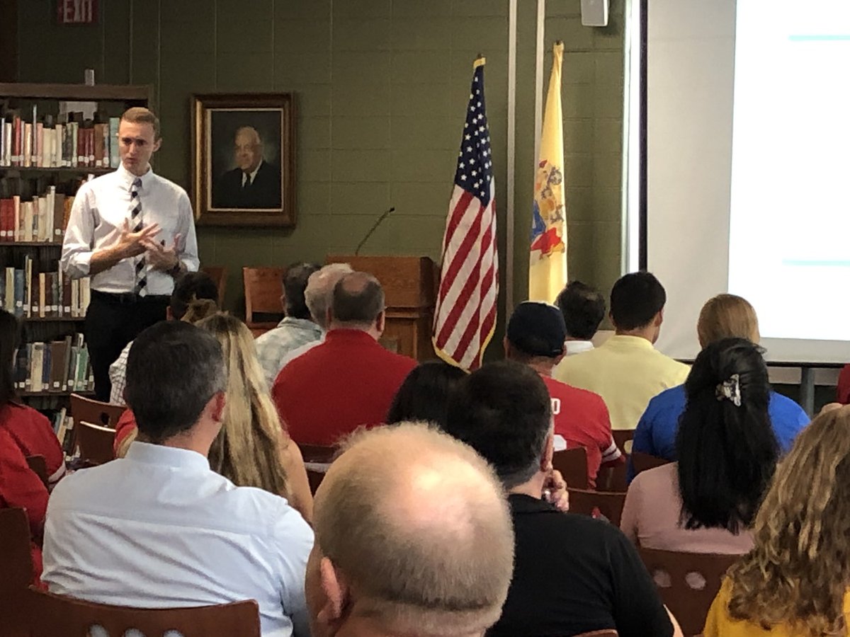 cbmurr's tweet photo. Great opening day #HSDPL on data analysis possibilities for non tested subjects using @LinkItAnalytics @HaddonfieldHS https://t.co/znkMr63E9x