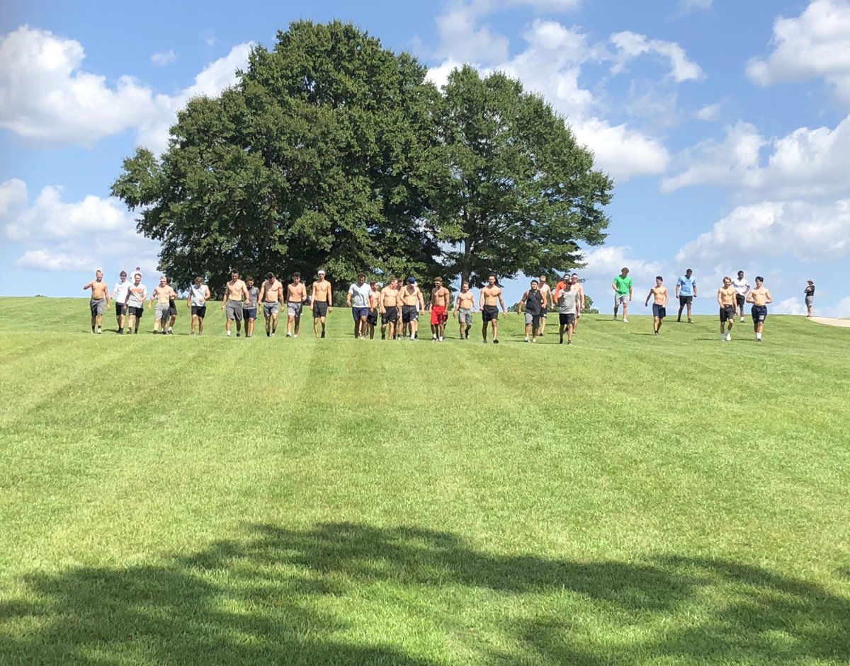 AUMWarhawksBSB's tweet photo. Beautiful day to conquer some hills! #WeAreAUM https://t.co/n4xX48uqNE