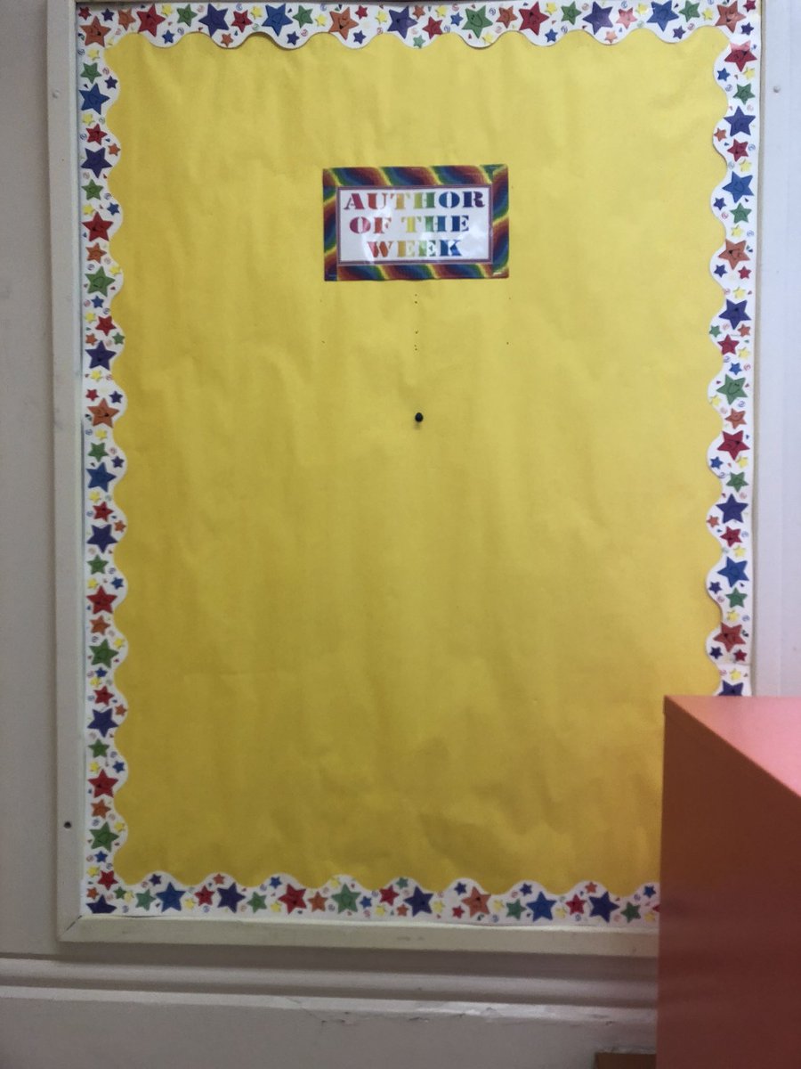 lyndsiew_ed's tweet photo. @thecrescentsyqr #crescentsexcellence Such awesome bulletin boards in our school! https://t.co/B703rv5oZ1