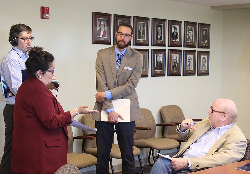 KansasDOL's tweet image. KDOL hosted a media open house today. Thank you to @wibw , @KSNTNews , @kprnews  and Hawver News Company LLC for helping us spread the word.

Sec. García's State of Labor Update: bit.ly/2MGk8rG

2019 Economic Report Summary : bit.ly/2HtufvG  

#KSOL #ksleg