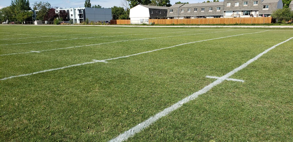 PITFOOTBALL's tweet photo. Thanks to @ApexLining for the great job lining @kodiakathletics football field for their @The_WHSFL games!

@fbmanitoba @Wpg_BlueBombers #forthew @MBBisons @FootballCanada https://t.co/io6bM1nsfj