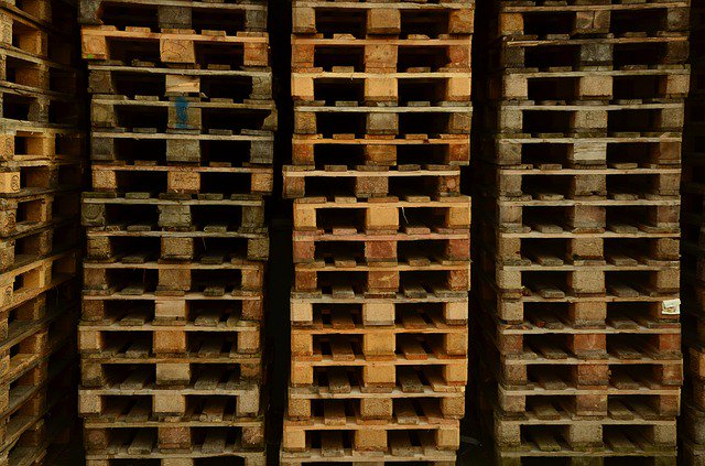 offgridnews's tweet photo. Pallet Projects: 7 Things You Can Build For Free - https://t.co/BGsKkF19xG https://t.co/R0Z2BKj8JN