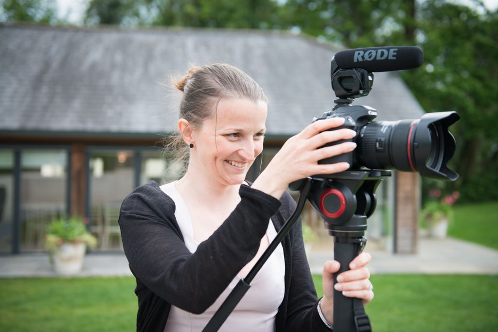 For those who haven't met me before, hi! I'm Rachel...the face behind the camera. I make fun, unique wedding films for modern, family-focused couples. Photo thanks to the amazingly talented Zoe Warboys Photography taken during Kelly &amp; Finn's wedding at @wasingpark 😊 #weddinghour