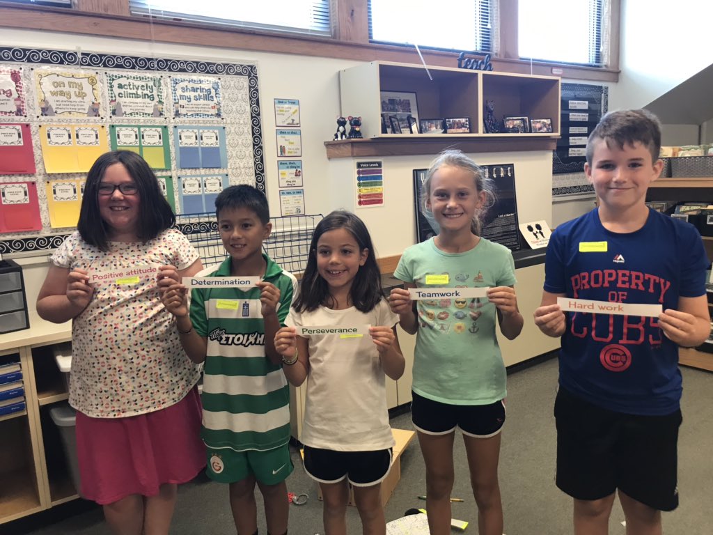 Nothing gets a class to bond and use teamwork like a Breakout Edu session! Amazing work using your perseverance, problem solving, and collaboration skills to breakout! #engageD64 <a href="/RooseveltD64/">RooseveltD64</a>