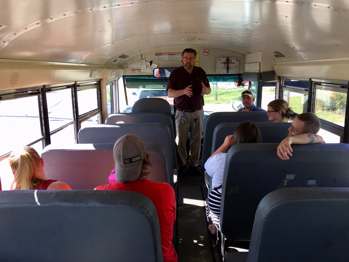 Chignecto_FoSS's tweet photo. Chignecto Transportation Forman - Delbert Green - and CCRCE Bus Driver - Morris Carter - speak with Pre-Primary parents and students about Bus Safety and introduce them to the bus routine . #BusPilot #SafetyFirst https://t.co/auEcOUH931